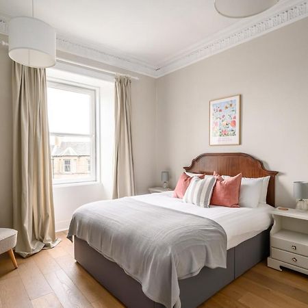 2Br New Town Castle View Apartment Edinburgh Bagian luar foto